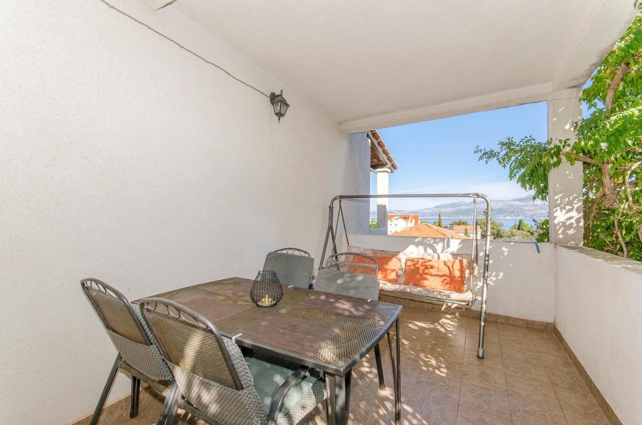 סופטאר Apartments Derado מראה חיצוני תמונה