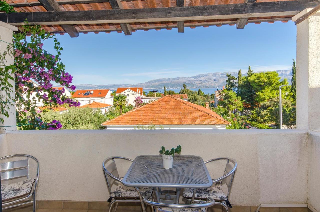 סופטאר Apartments Derado מראה חיצוני תמונה