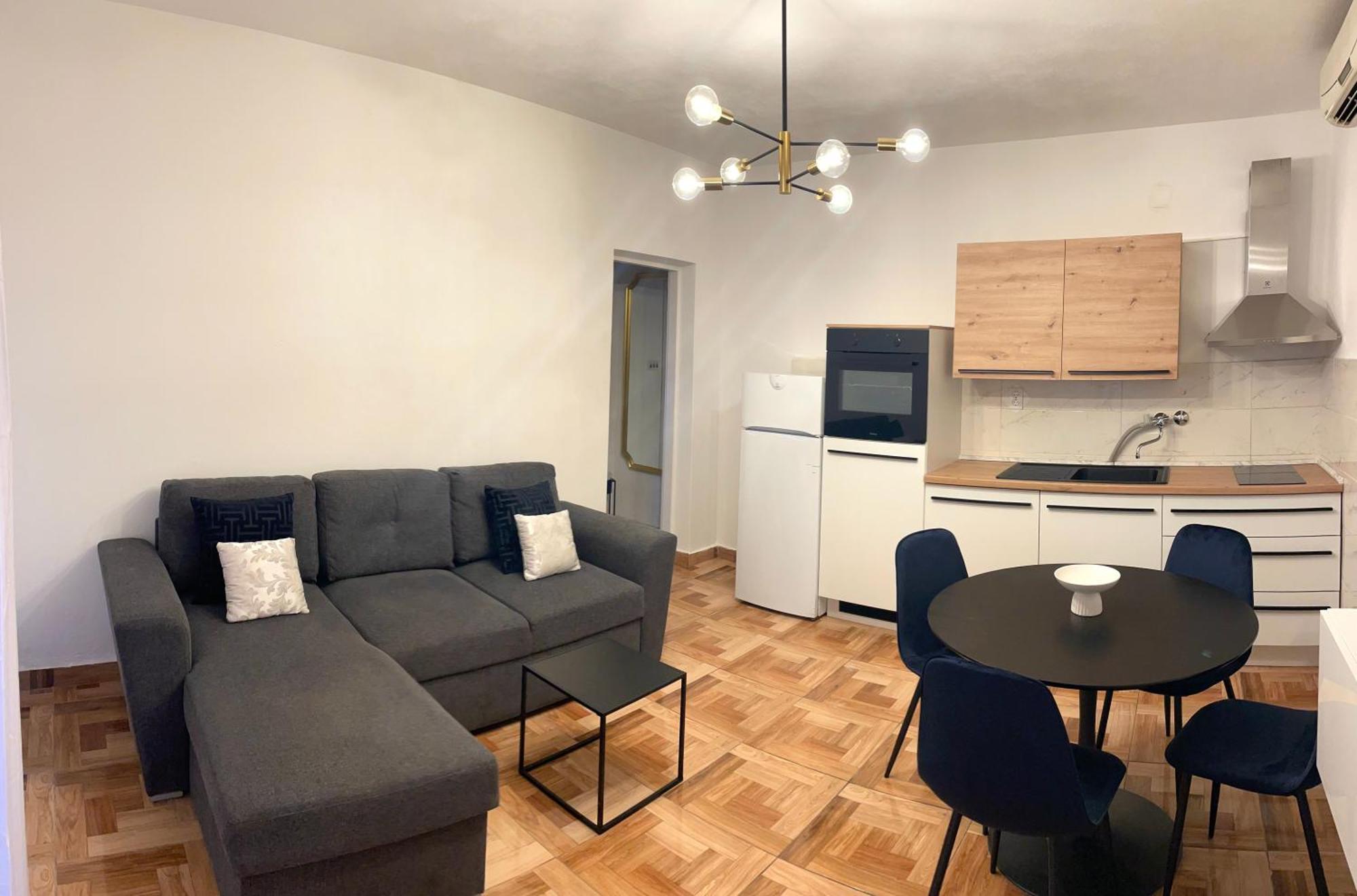סופטאר Apartments Derado מראה חיצוני תמונה